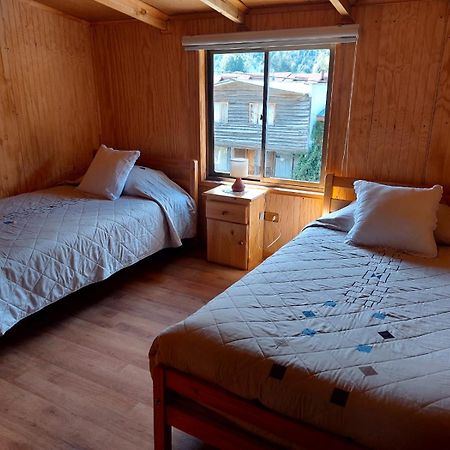 Hostal Y Cabanas Ventisquero プエルト・プユワピ エクステリア 写真